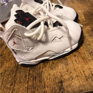 Baby Jordan True Flight 4C